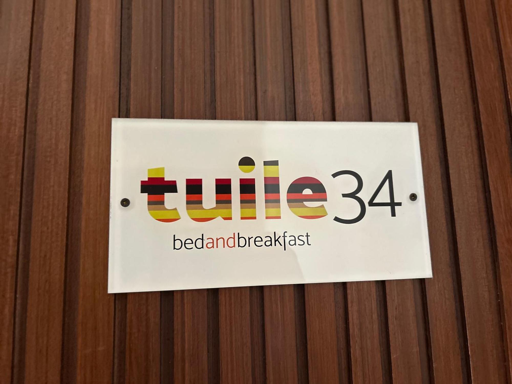 莱切Tuile 34住宿加早餐旅馆 外观 照片
